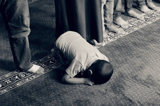 kid, praying representing spiritual growth